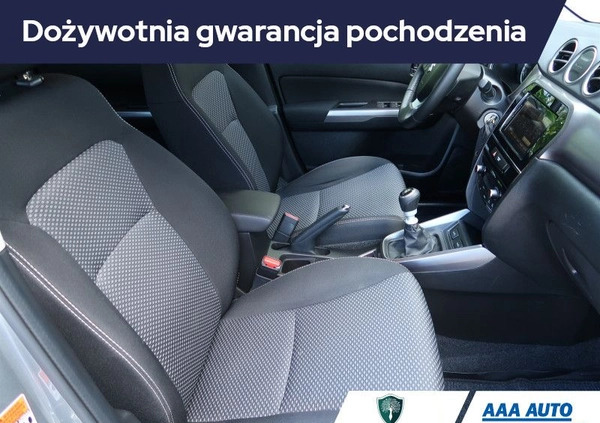 Suzuki Vitara cena 78000 przebieg: 29789, rok produkcji 2019 z Rypin małe 254